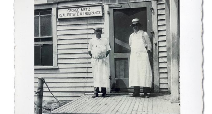 MetzWood Insurance office in 1913 at meat market